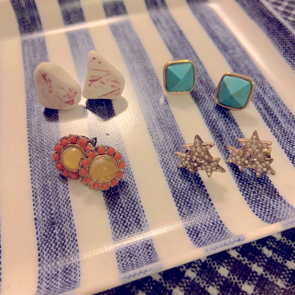 Vintage star flower beach glass earring stud set - Picture 2 of 9